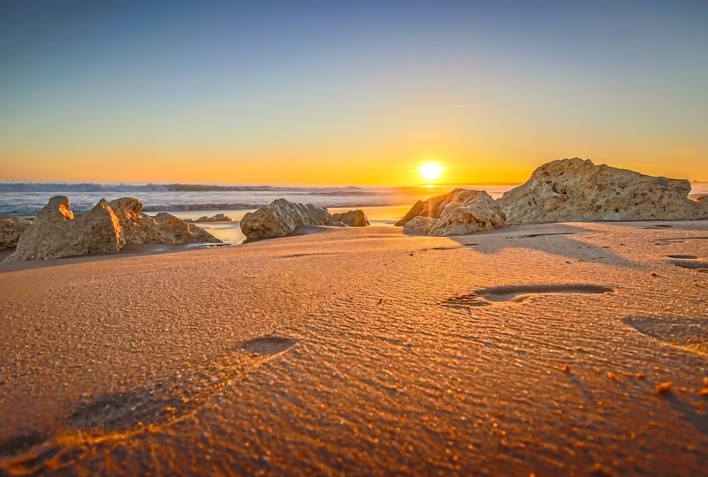 voeten strand